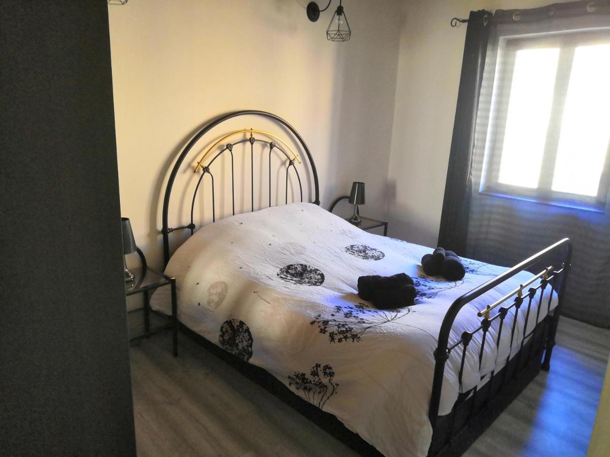 شقة La Casa De Brens Brens  المظهر الخارجي الصورة